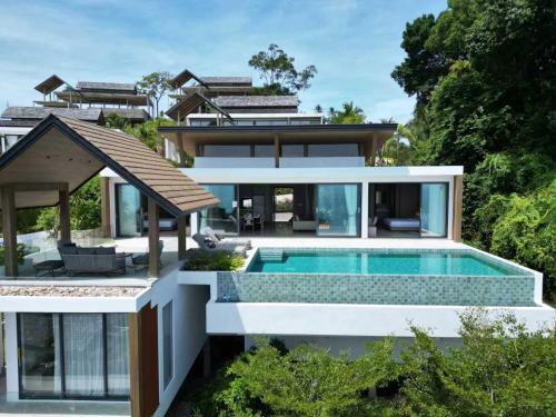 Ariya Season Residences