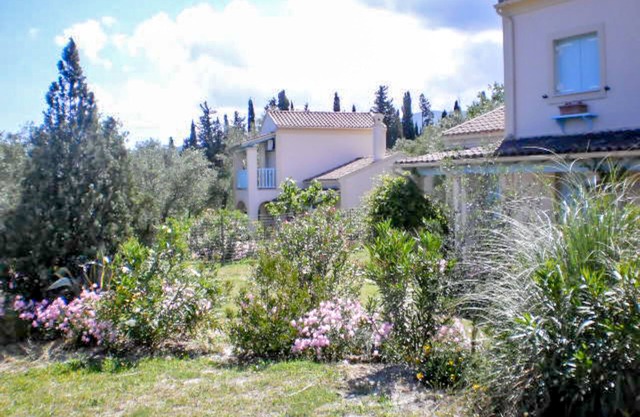 Aroggia Farm Cottages by JJ Hospitality-