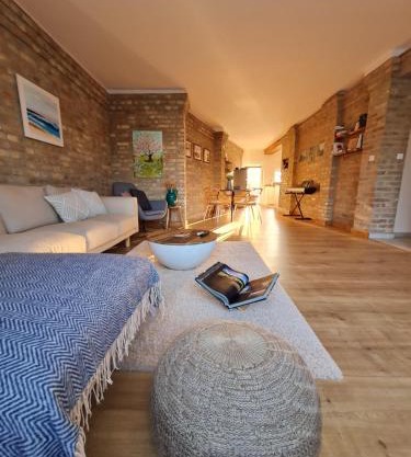 Art Gallery Apartment
