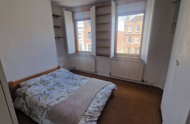 Artist home central london