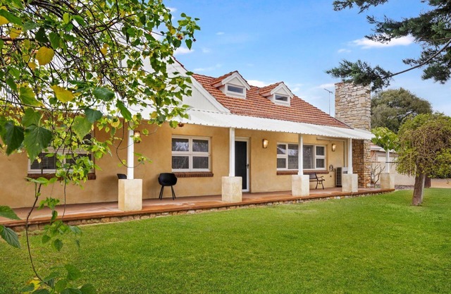 Ashdene Busselton- The older style cottage house has had a full facelift whilst still maintaining th