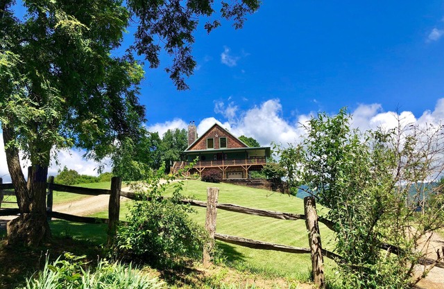 Asheville Area-33 Acre-Mountain Top Home