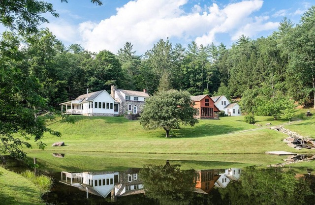 Ashokan Acres - Historic Stone House Estate
