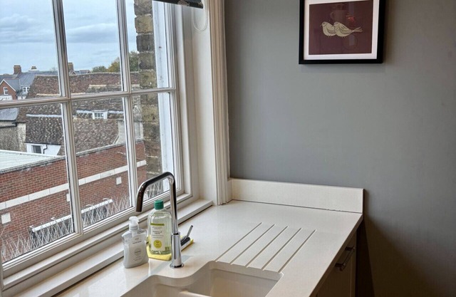 Aspen - free parking -Grade Ii listed- second