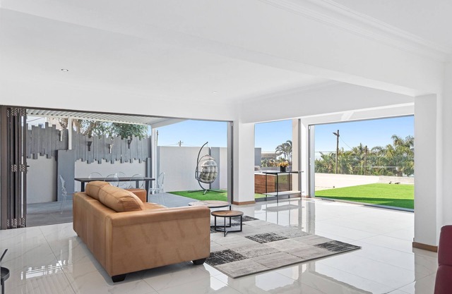 At 40 Oceanview - Four Bedroom House, Sleeps 8