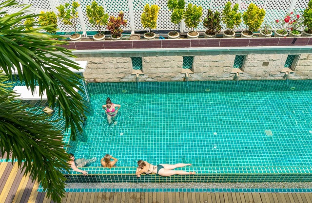 At Ease Saladaeng by AETAS