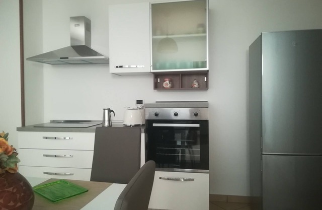 AT YOUR HOME . 90 sqm all for you!