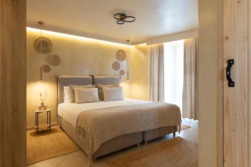 Athens Lovely Penthouse With Spa 5' to Metro