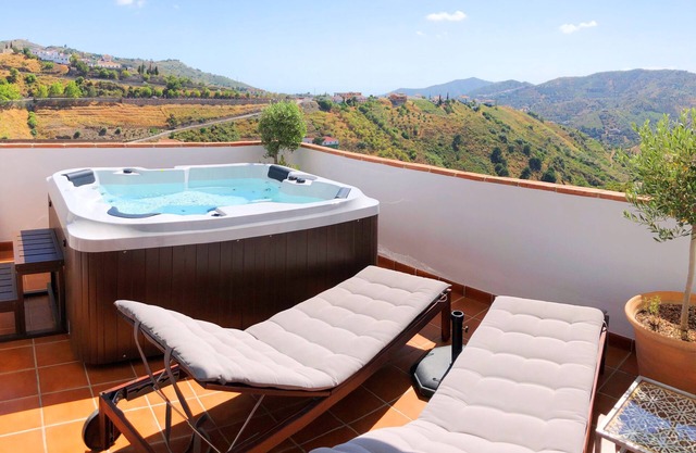 Athina House - 3 bedroom luxury apartment