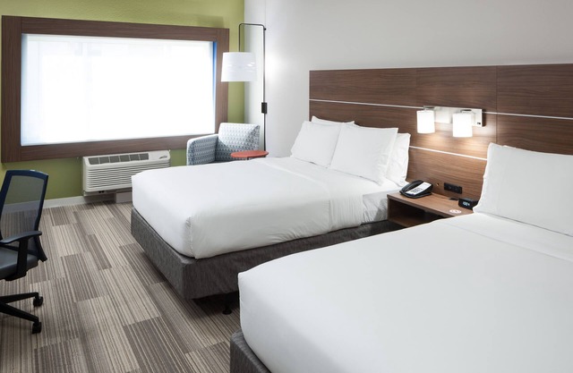 Atlantis Getaway I - 2 Queen Bedroom + Parking