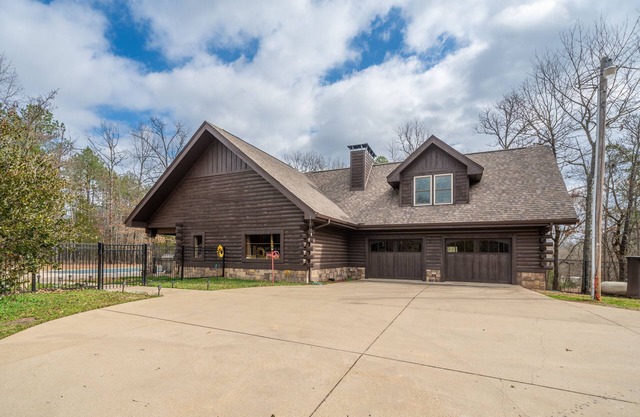 Attention! Oaklawn Race Track & Casino Visitors!