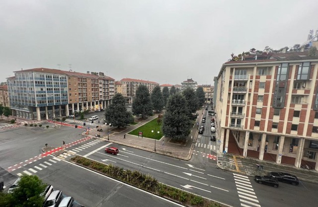 Attico di pregio su Piazza Europa