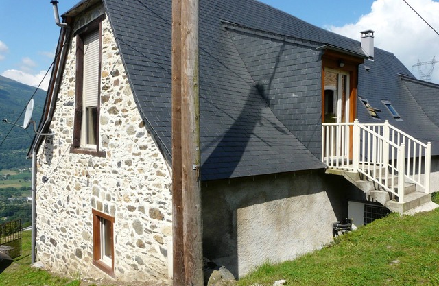 Attractive 2-3 person gîte in converted mountain barn