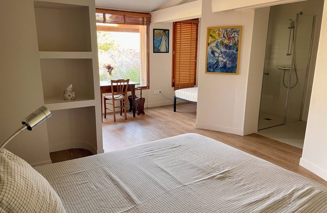 Atypical and cosy gîte with 4 large bedrooms and bathrooms