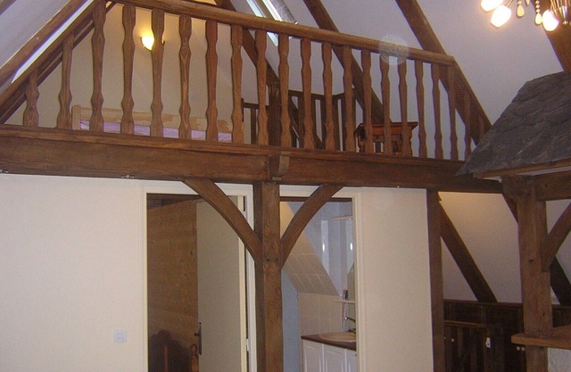 Atypical apartment located in the heart of the village of Mont-Dore!