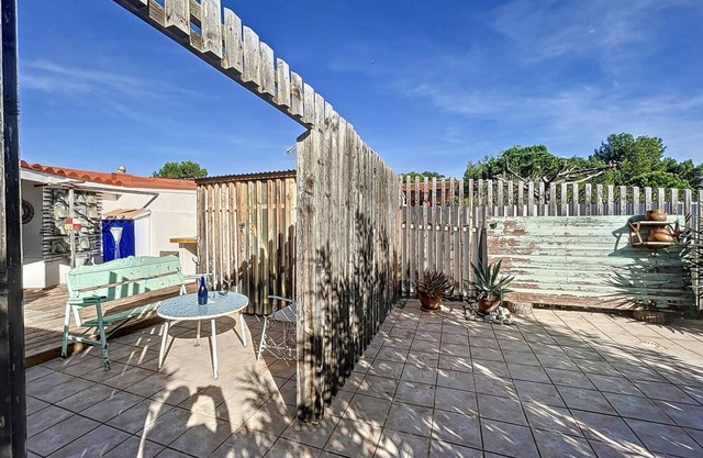 ATYPICAL VILLA IN VILLAGE DES SABLES DIRECT ACCESS TO TORREILLES BEACH