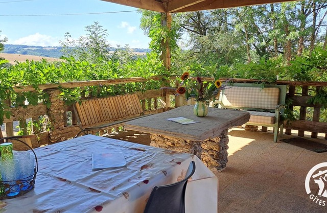 Au pré vert - SAINT PIERRE DE TRIVISY