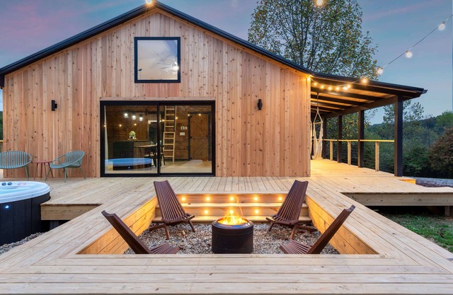 Aura Retreat - Where Design, Nature and Privacy Meet