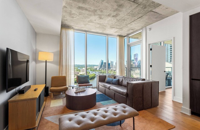 Austin Affinity Corner Condo