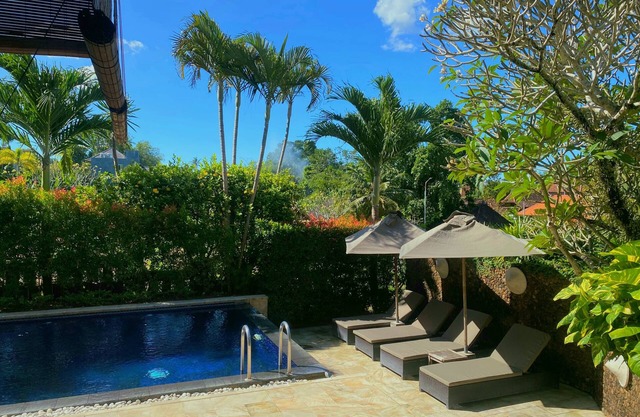 Authentic Bali Villa with Beautiful Rice-Field Views