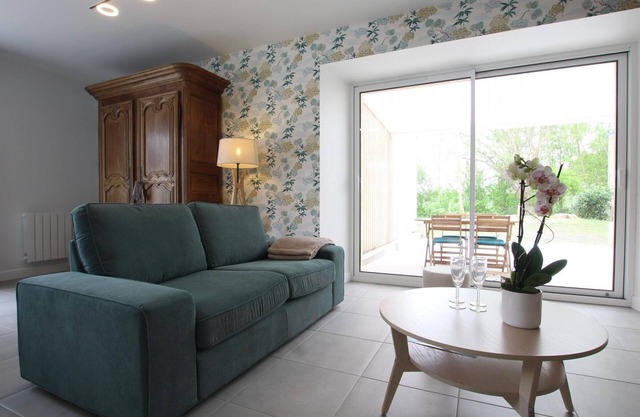 Authentic Gîte Paul with Garden and Pets Allowed