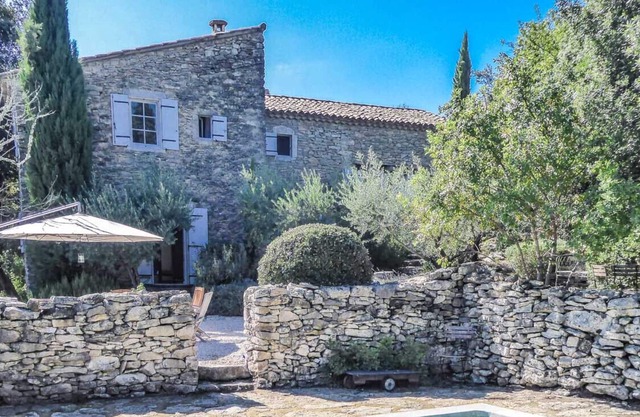 Authentic Provence landhouse in Goudargues, Gard, with private pool