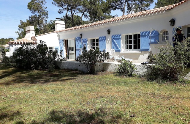 Authentic Villa Vendeen refined, 150 m from the beach-in the island of Noirmoutier
