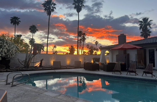 Avail 12/5 - 4 BDRM- POOL/SPA/FIRE PIT - 31+ day rentals only