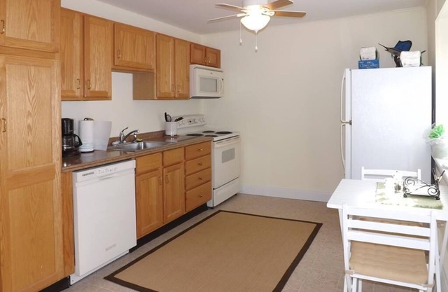 Avalon Manor Rancher