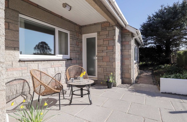 AVEMAR, family friendly, luxury holiday cottage in Fochabers