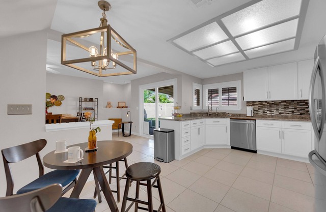 Aviator's Landing: Home Away From Home