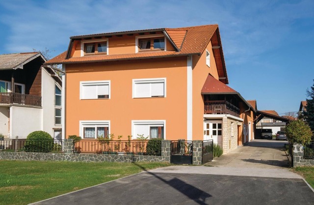 Awesome apartment in Velika Gorica