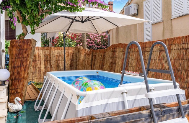 Awesome apartment in Cavtat with WiFi