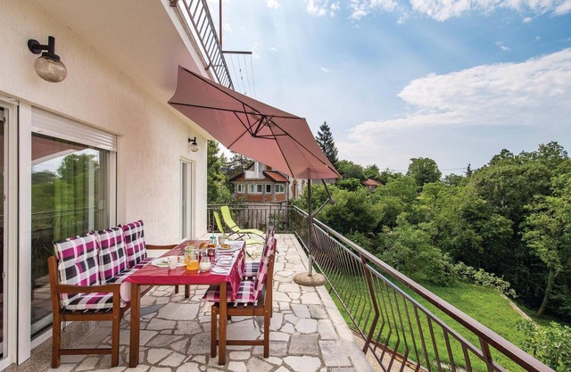 Awesome apartment in Jurdani with WiFi