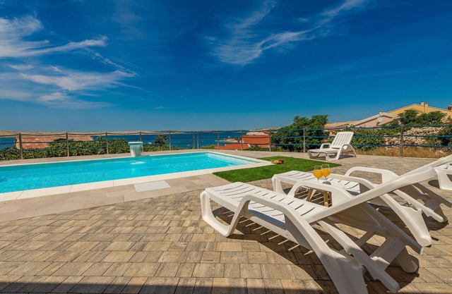 Awesome apartment in Kustici, Novalja