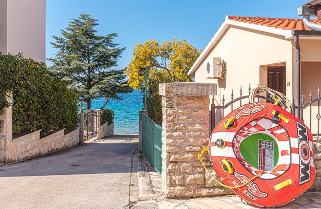 Awesome apartment in Sibenik with WiFi