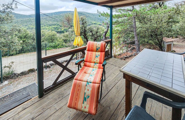 Awesome home in Ferrières-Poussarou