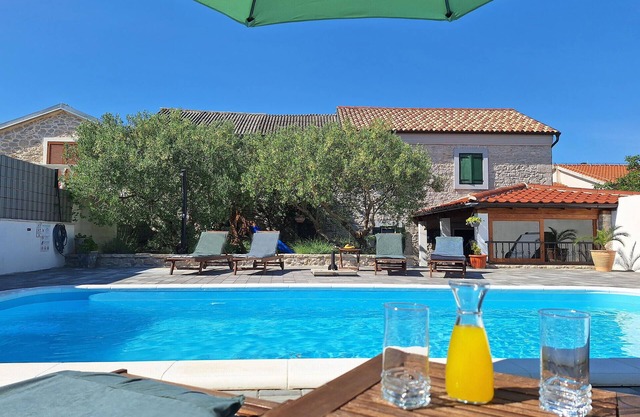 Awesome home in Drage