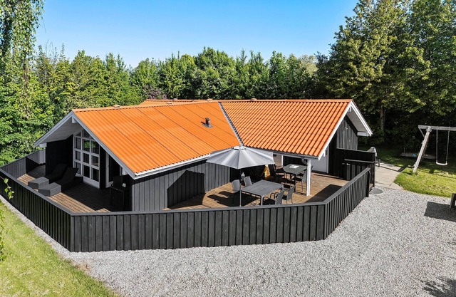 Awesome home in Juelsminde with sauna