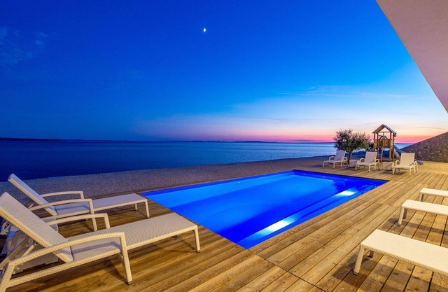 Awesome home in Kosljun