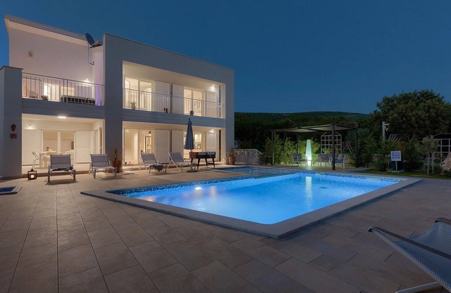 Awesome home in Labin - Rabac