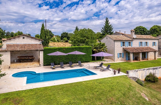 Awesome home in Mala Traba