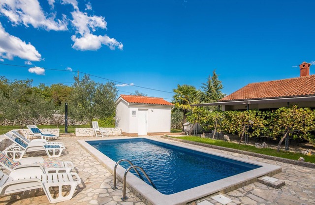 Awesome home in Malinska with WiFi