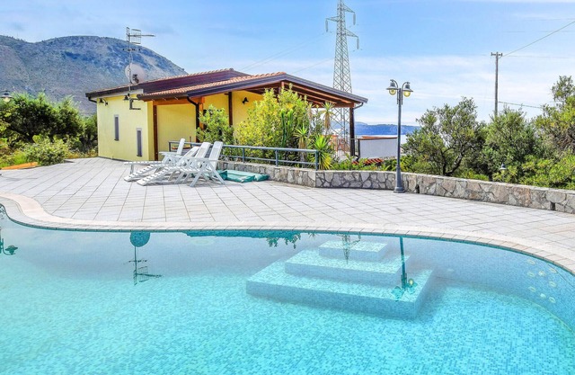 Awesome home in Praia a Mare