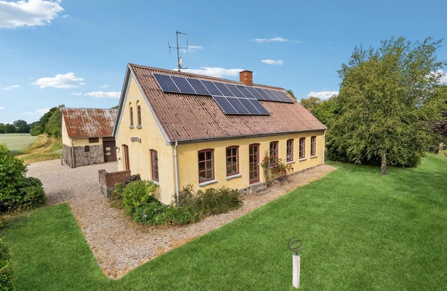 Awesome home in Stenstrup with WiFi