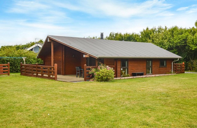 Awesome home in Tarm with sauna