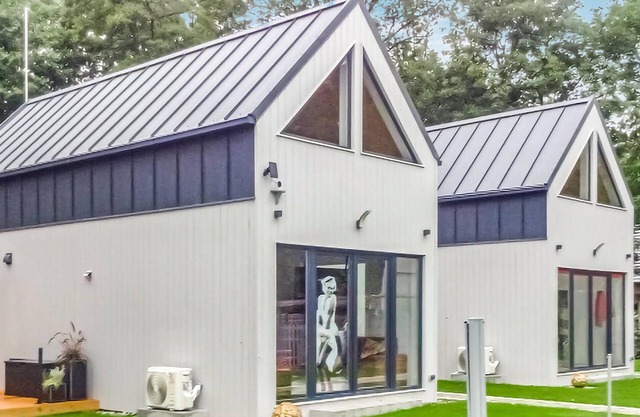Awesome home in Wilcze with sauna