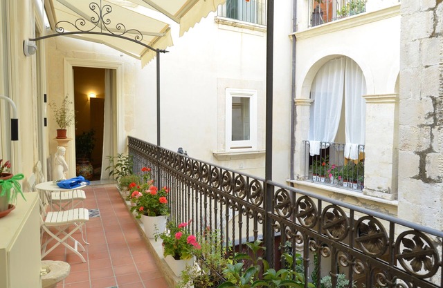 "B&B Casa D'Alleri" Double Rooms in a historic home in "Ortigia"