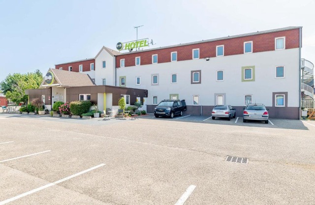 B&B HOTEL Lyon Saint-Bonnet Mi-Plaine