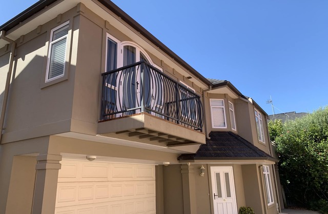B.E.A.C.H Hideaway, in the heart of Mount Maunganui!